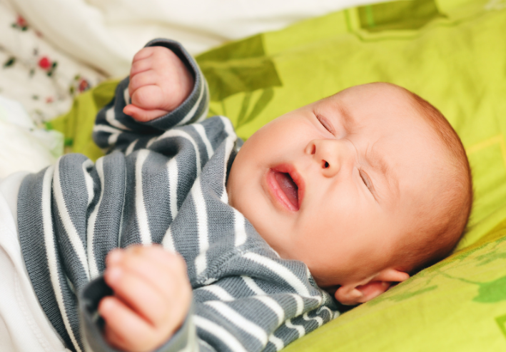 Bebeklerde Kuru Öksürük Neden Olur?