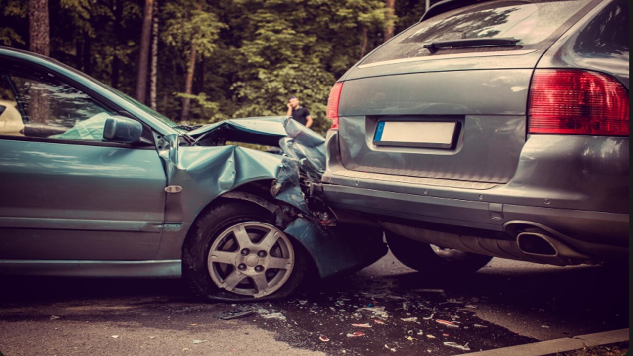 trafik-kazasi-sonrasi-yapilmasi-gerekenler