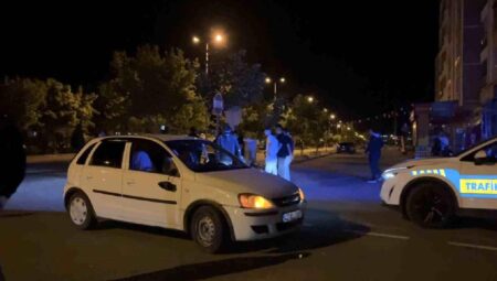 Kayseri’de Trafik Kazası! Motosiklet ve Otomobil Çarpıştı!